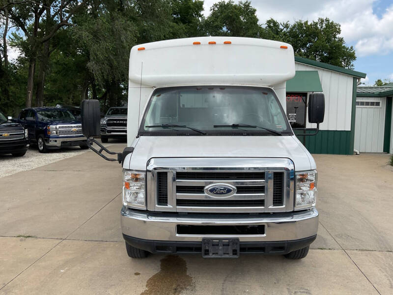 2013 Ford E-Series E-350 SD