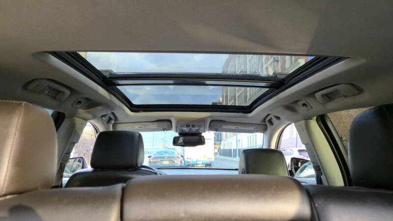 2011 Cadillac SRX Luxury Collection