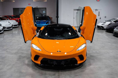 2023 McLaren GT