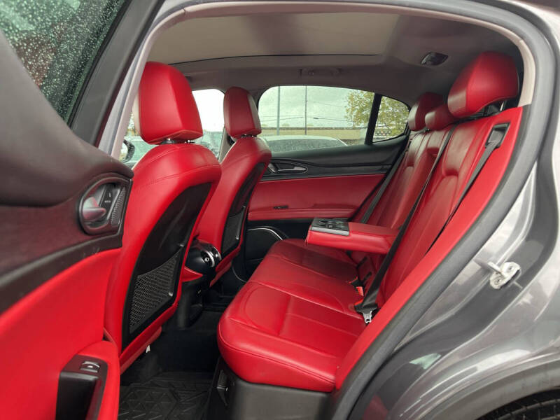 2021 Alfa Romeo Stelvio Sprint