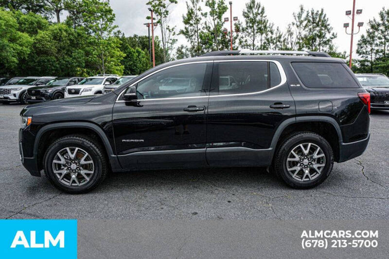 2022 GMC Acadia SLE
