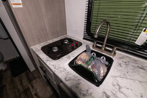 2024 Coleman Dutchman