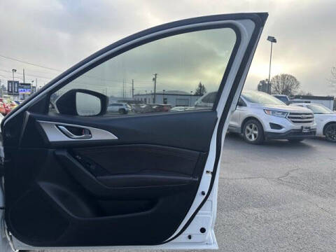 2017 Mazda MAZDA3 Touring 2.5