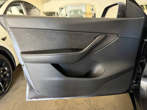 2020 Tesla Model Y Long Range