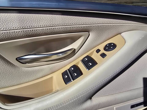 2014 BMW 5 Series 528i