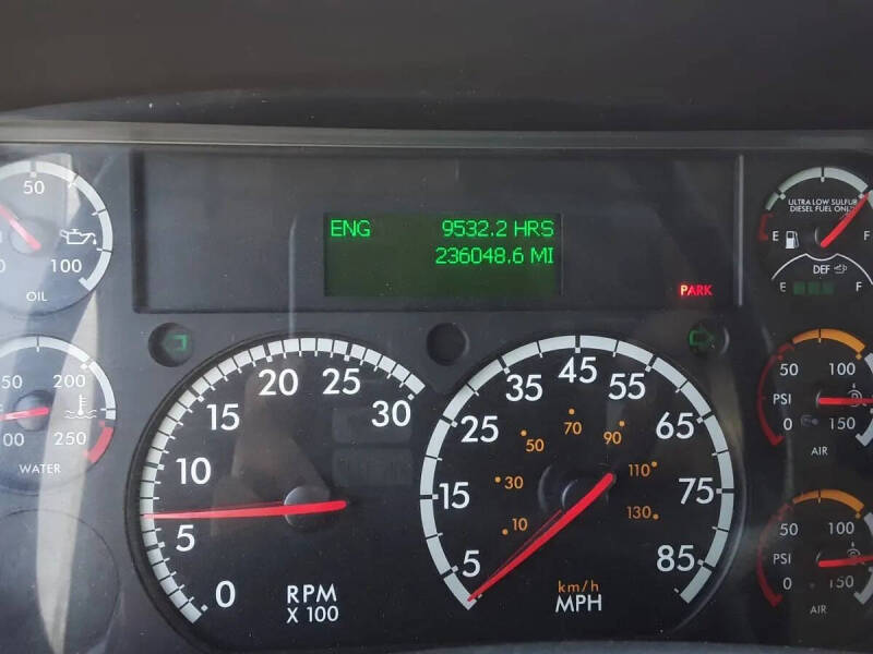 2016 Freightliner M2 106
