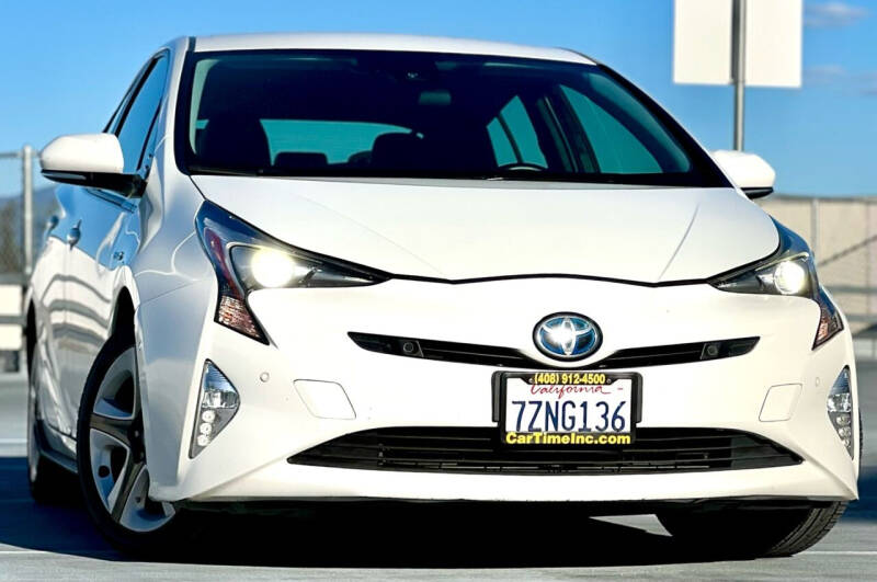 2017 Toyota Prius Four Touring