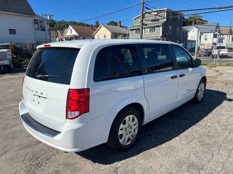 2019 Dodge Grand Caravan SE