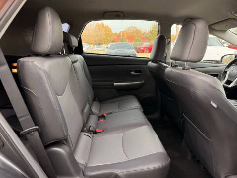 2012 Toyota Prius v Five