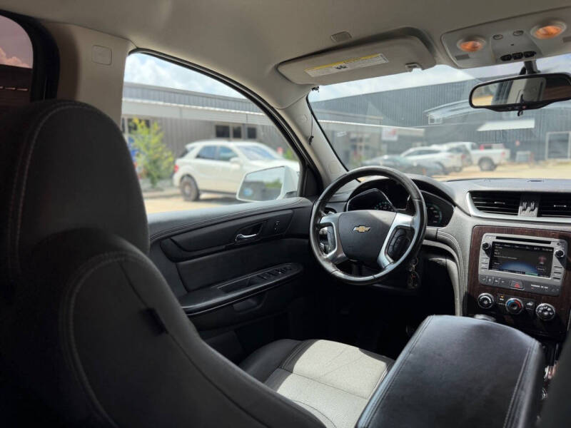 2017 Chevrolet Traverse LT