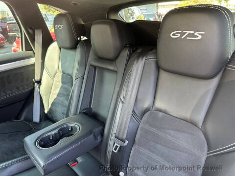 2016 Porsche Cayenne GTS