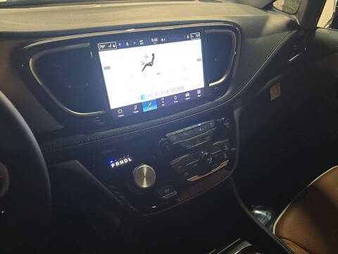 2026 Chrysler Pacifica Pinnacle