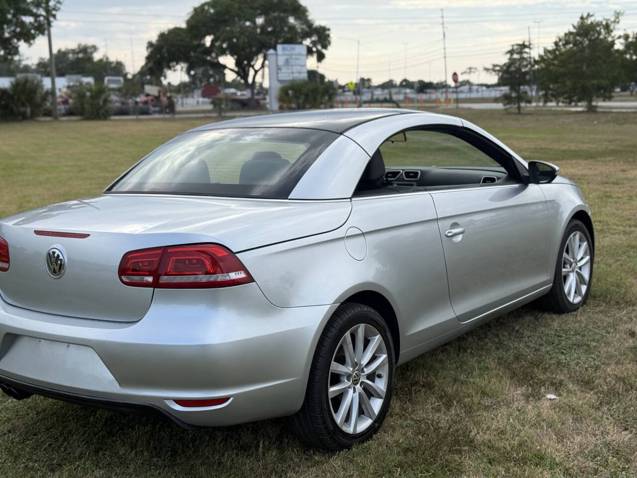 Silver 2012 Volkswagen Eos Komfort SULEV Convertible Komfort SULEV 2dr Convertible 2
