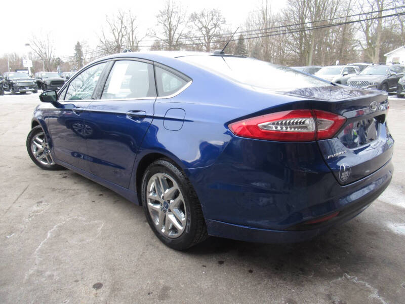 2013 Ford Fusion SE