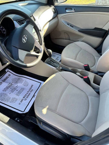 2017 Hyundai Accent SE