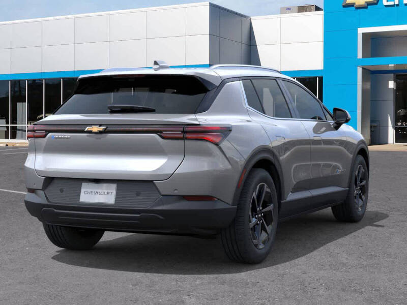 2026 Chevrolet Equinox EV LT 2