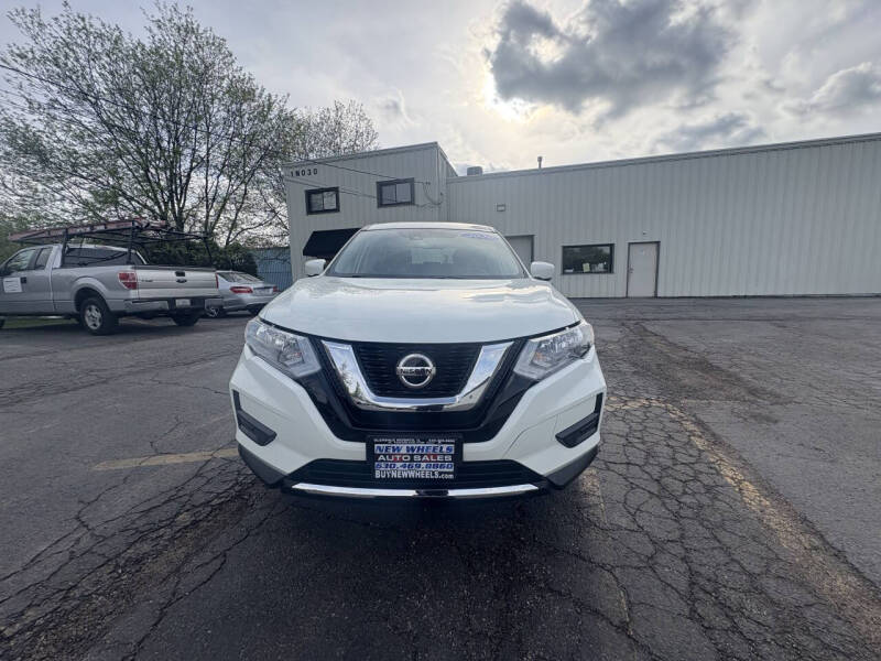 2020 Nissan Rogue SV