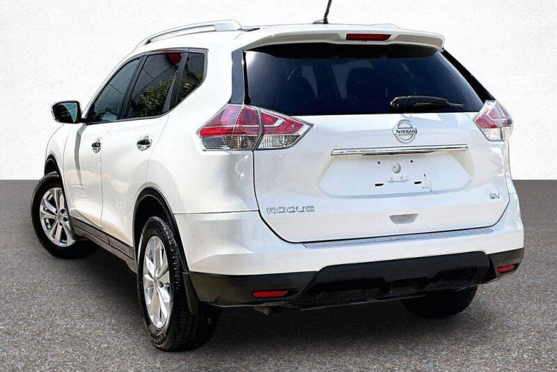 2015 Nissan Rogue SV
