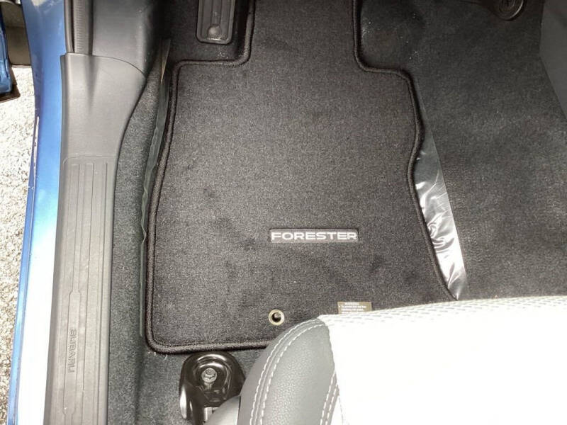 2024 Subaru Forester Premium