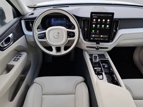 2026 Volvo XC60 T8 Ultra