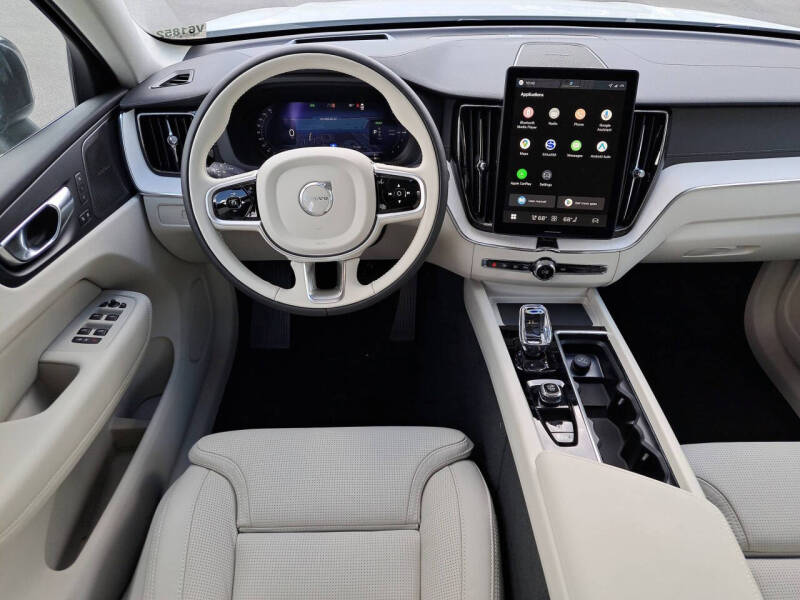 2026 Volvo XC60 T8 Ultra