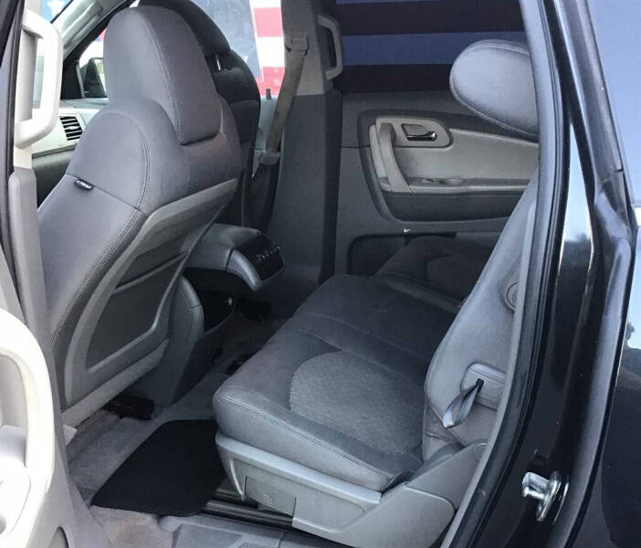 2011 Chevrolet Traverse LT