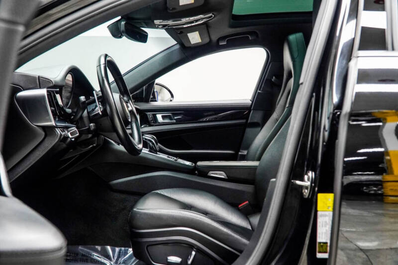 2021 Porsche Panamera 4