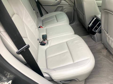 2014 Porsche Cayenne