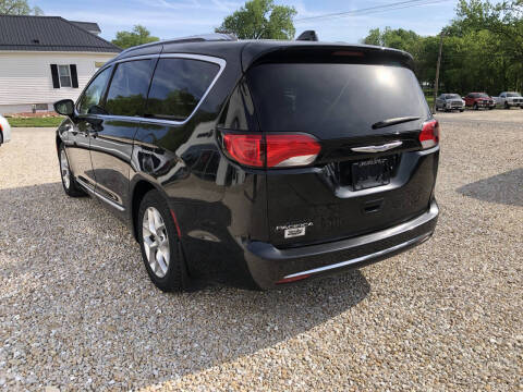 2018 Chrysler Pacifica Touring L Plus