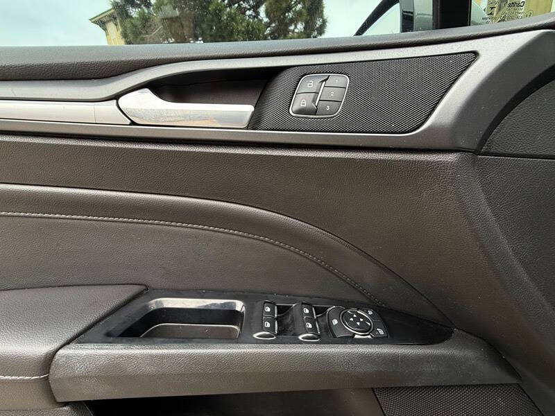 2014 Ford Fusion Hybrid Titanium