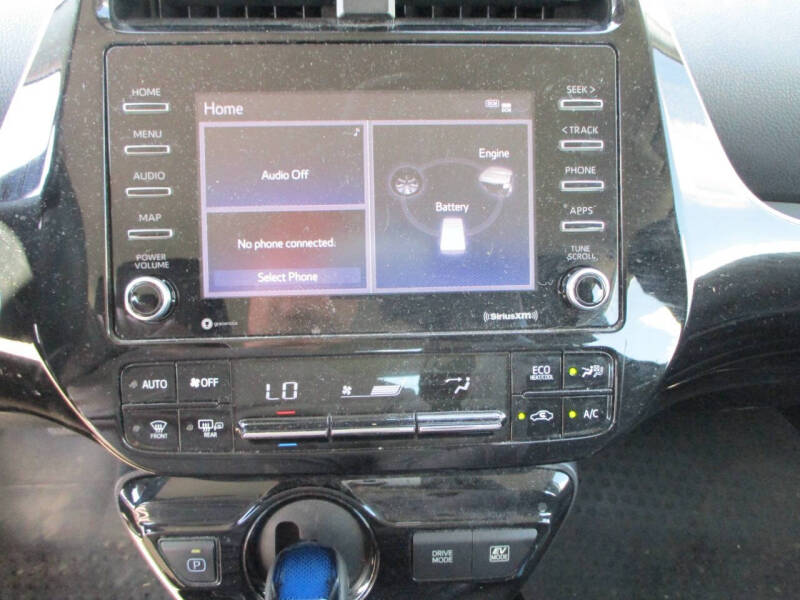 2021 Toyota Prius LE