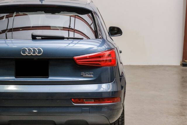 2017 Audi Q3 2.0T quattro Premium Plus