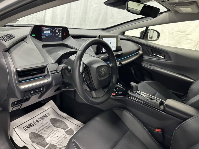 2025 Toyota Prius XLE