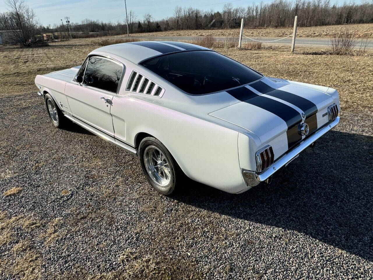 1965 Ford Mustang 34