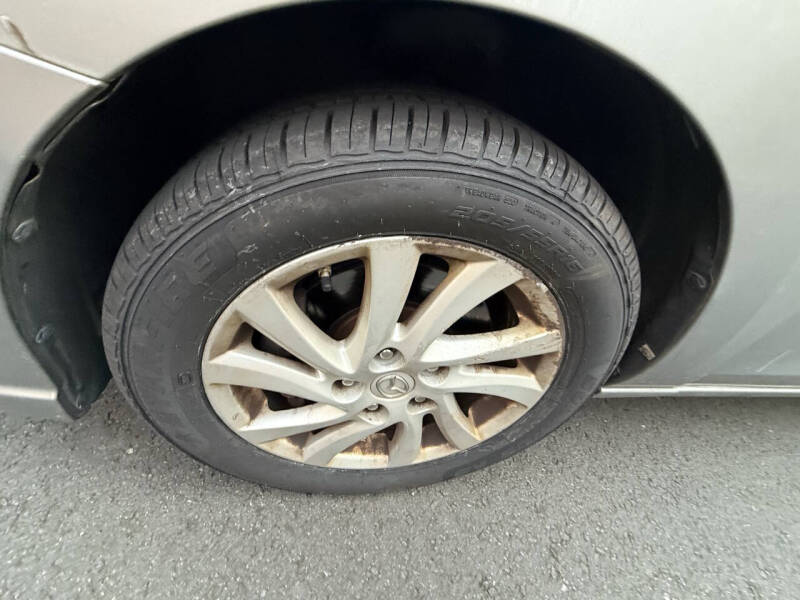 2012 Mazda MAZDA5 Sport