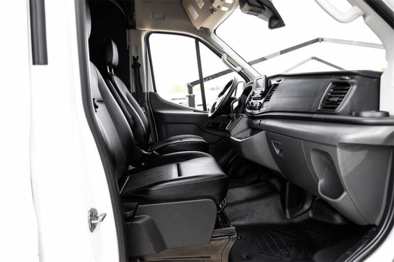 2022 Ford Transit 250