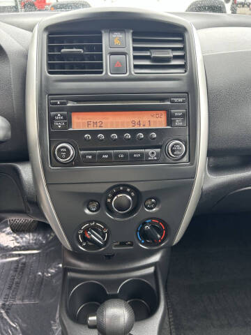 2015 Nissan Versa Note S Plus