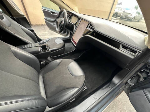 2013 Tesla Model S