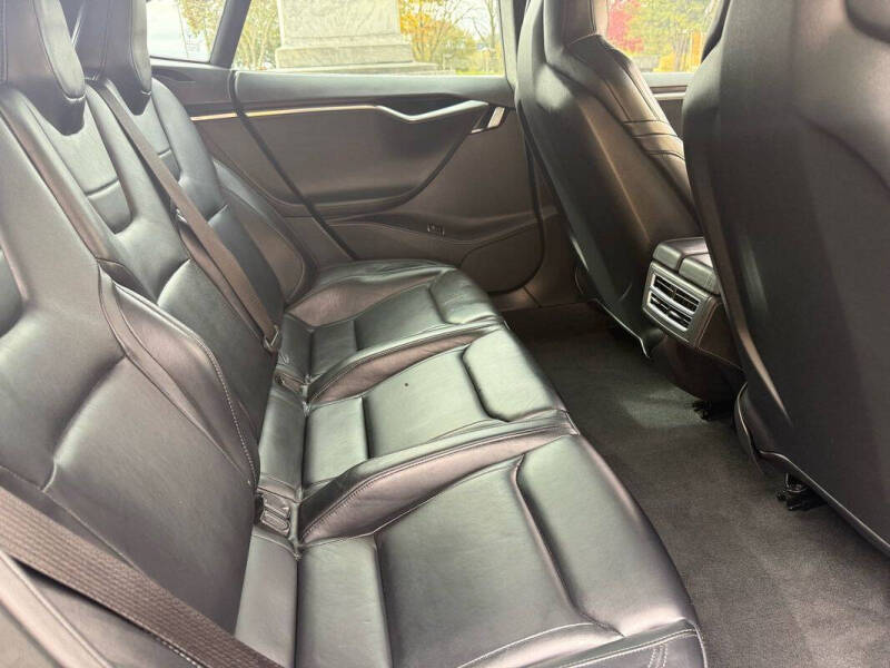 2015 Tesla Model S P85D