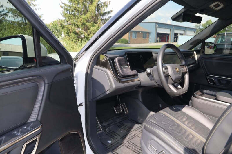 2022 Rivian R1T Adventure