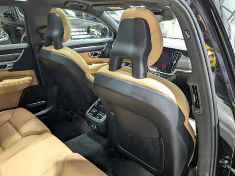 2018 Volvo V90 Cross Country T5