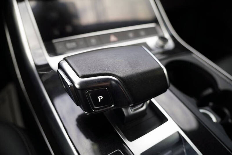 2021 Audi Q8 quattro Premium Plus 55 TFSI