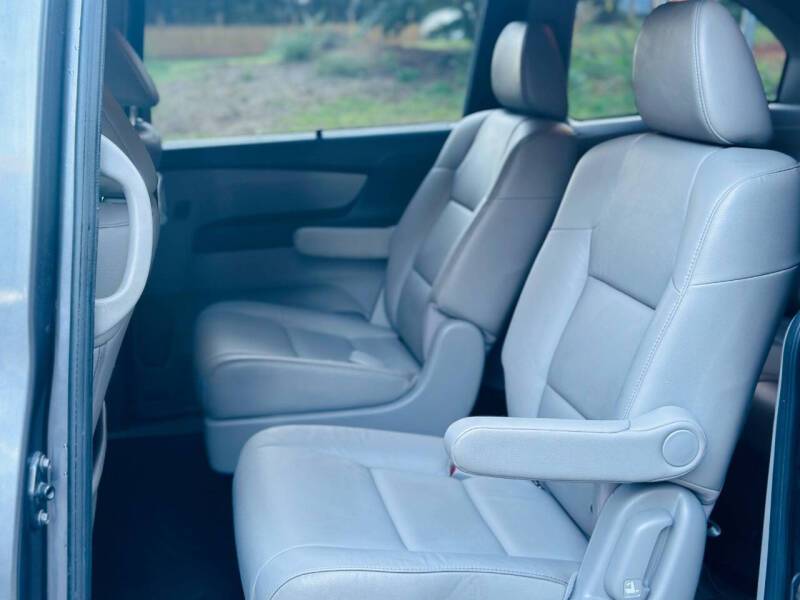 2015 Honda Odyssey EX-L w/DVD