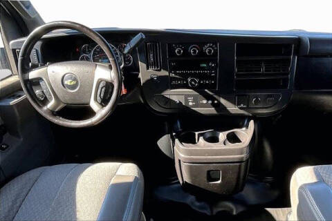 2017 Chevrolet Express LS 2500