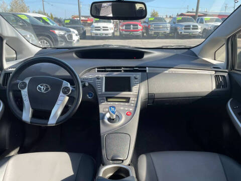 2012 Toyota Prius Plug-in Hybrid