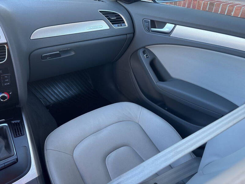 2016 Audi A4 2.0T quattro Premium