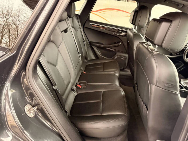 2018 Porsche Macan S