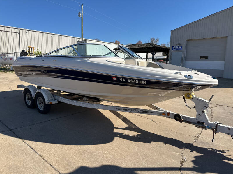 2005 Sea Ray 200 Sport