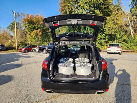 2014 Porsche Cayenne Platinum