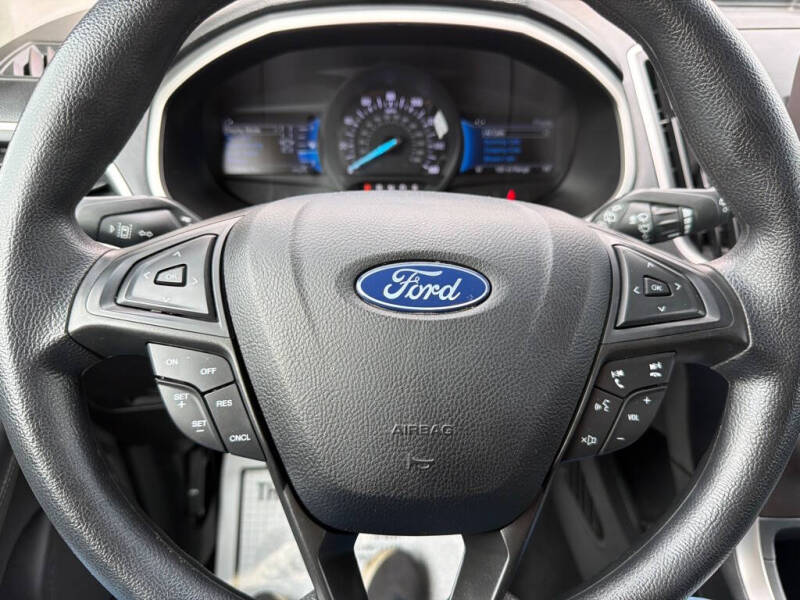 2021 Ford Edge SE